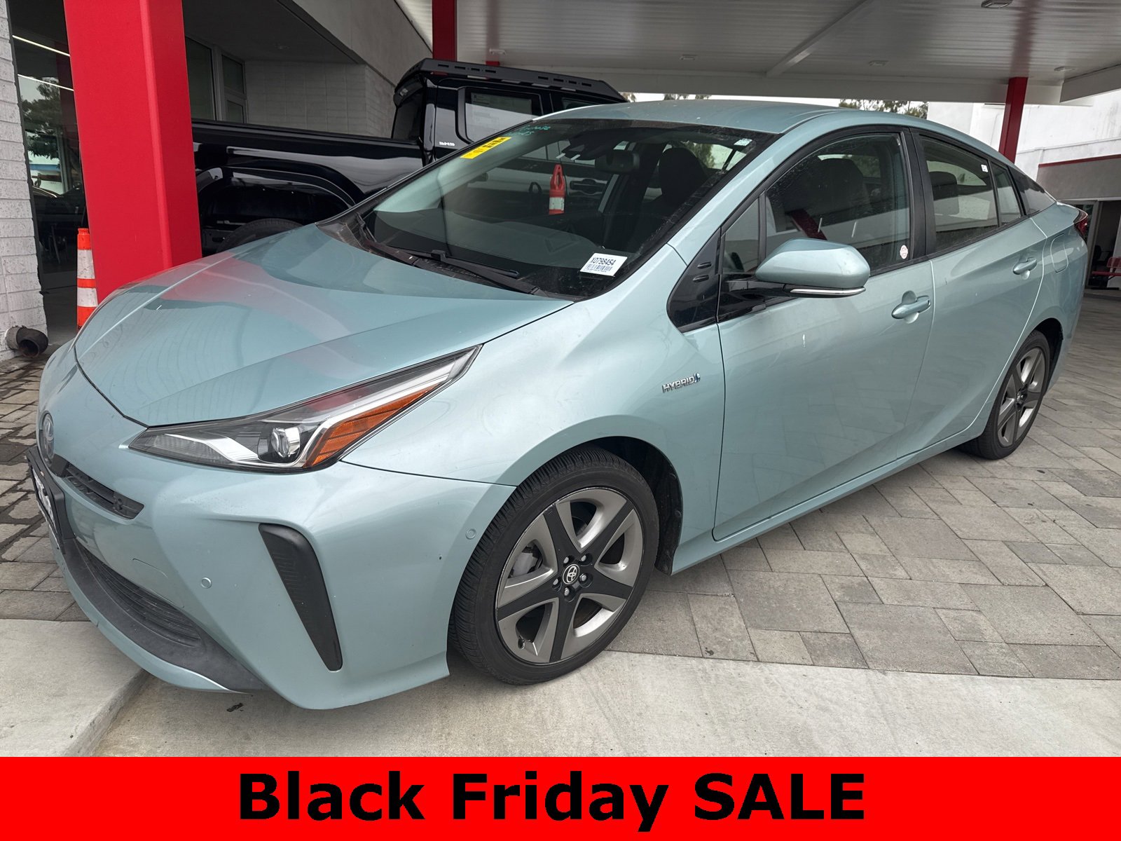 2019 Toyota Prius XLE