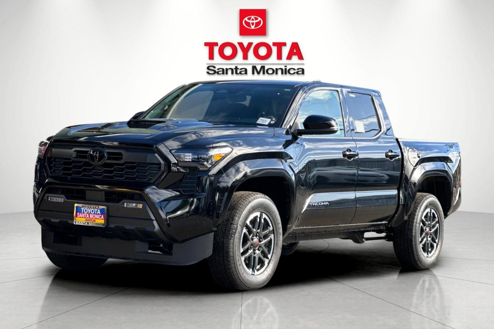 2026 Toyota Tacoma TRD Sport photo 5