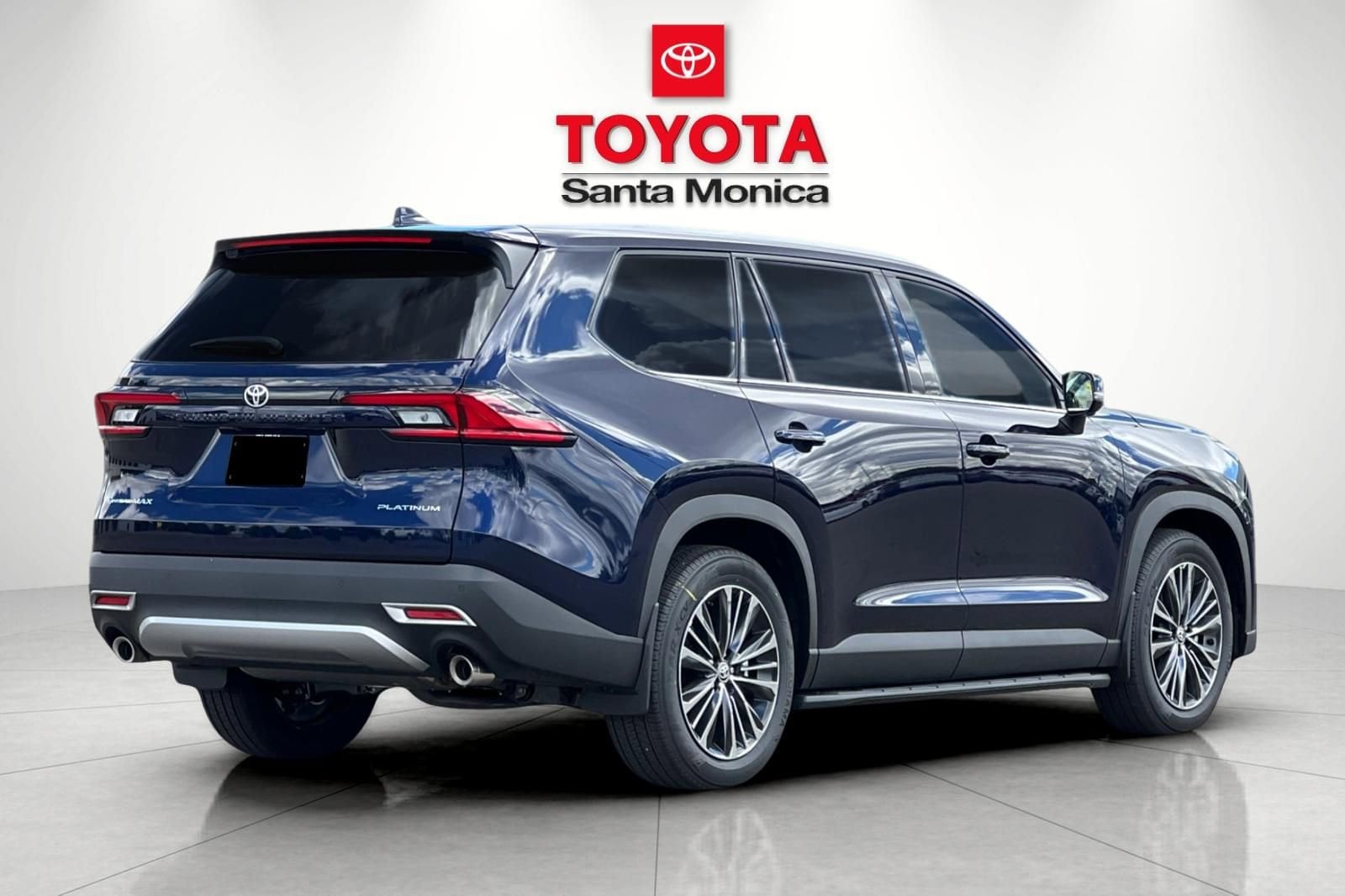 2026 Toyota Grand Highlander Hybrid MAX Platinum photo 2