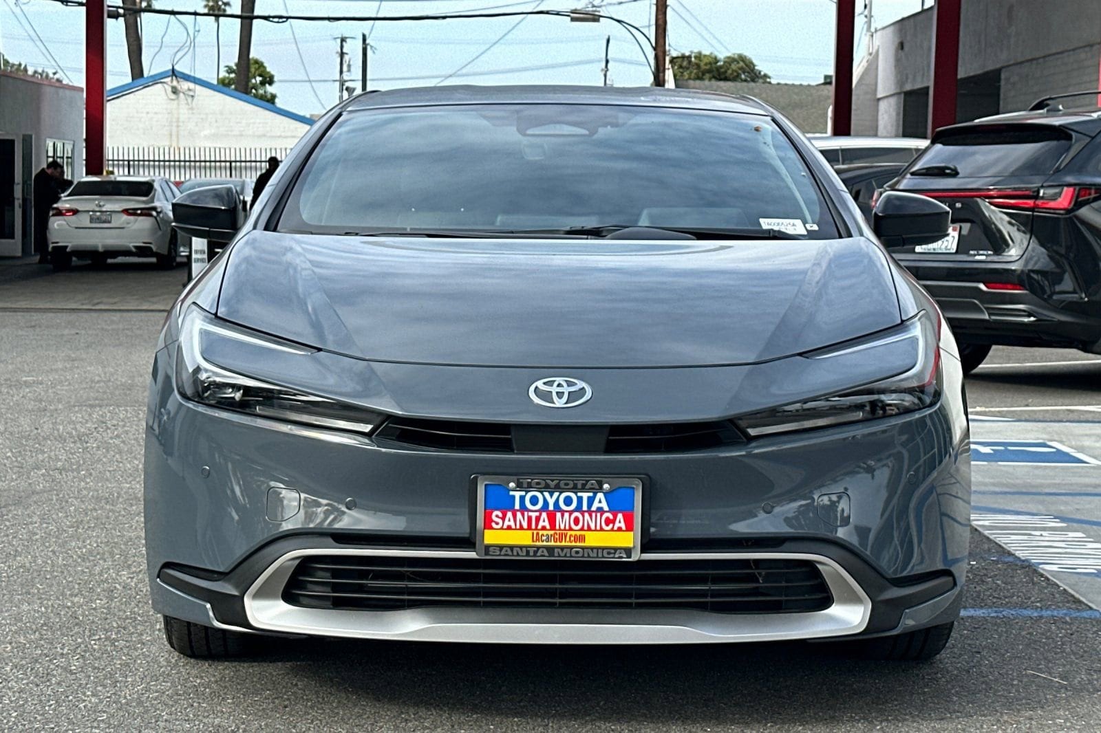 2026 Toyota Prius Plug-In Hybrid SE photo 3