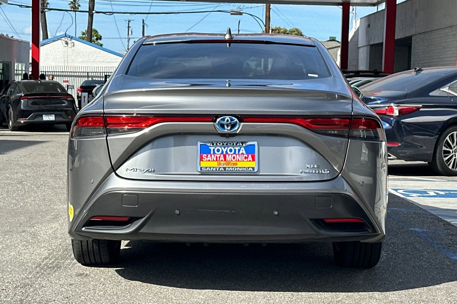 2021 Toyota Mirai XLE photo 4