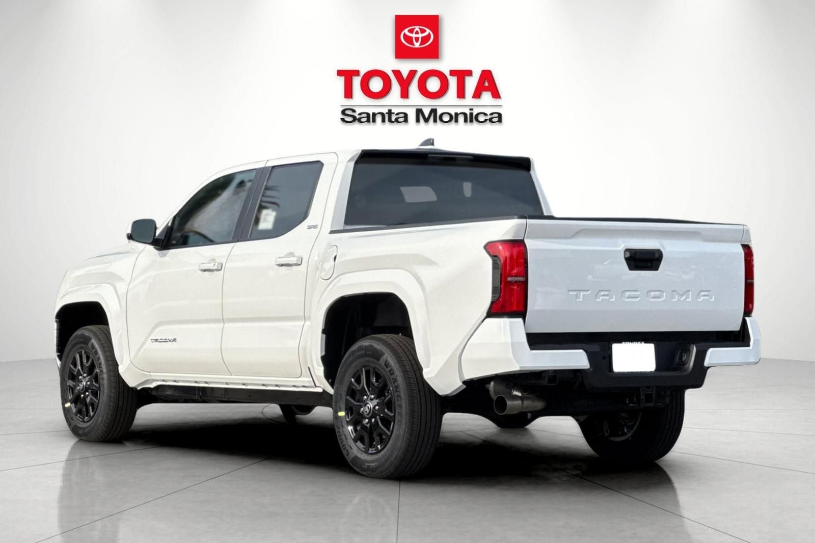 2026 Toyota Tacoma SR5 photo 4