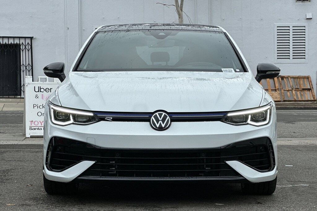 2024 Volkswagen Golf R photo 7