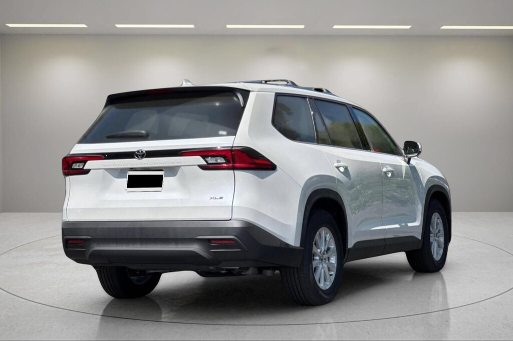 New 2026 Toyota Grand Highlander XLE XLE FWD