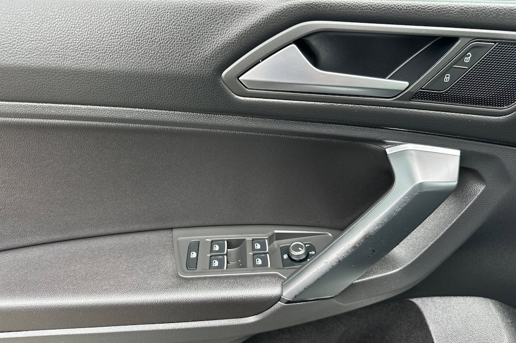 2019 Volkswagen Tiguan SE photo 7