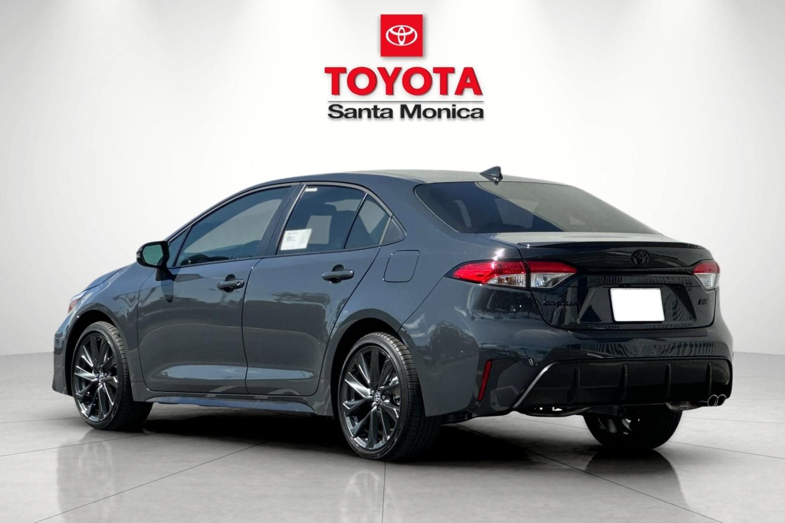 2026 Toyota Corolla SE photo 4