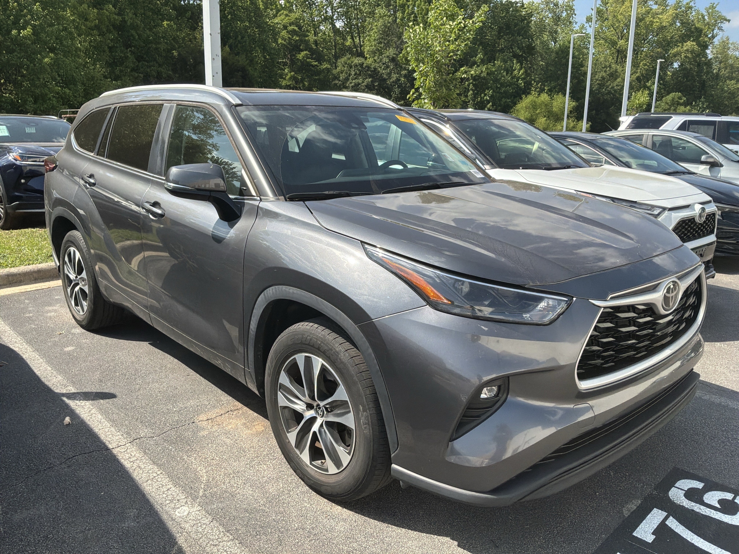 2023 Toyota Highlander 5