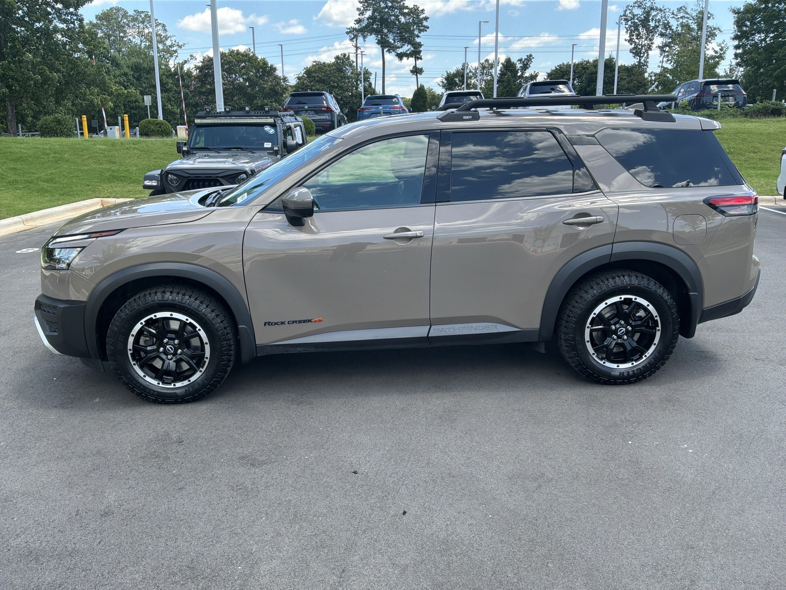 Nissan Pathfinder Rock Creek