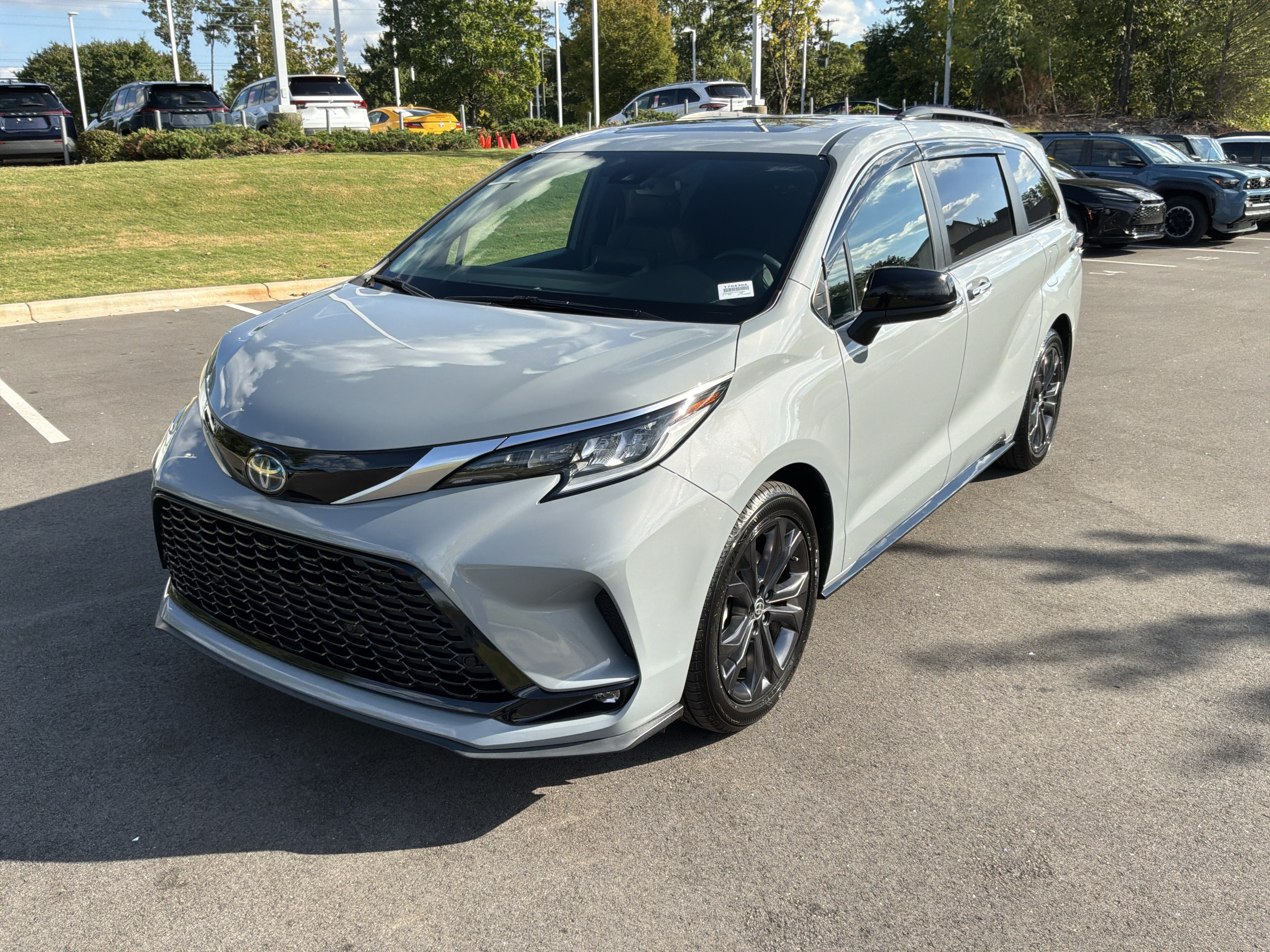 Certified 2023 Toyota Sienna XSE Minivan