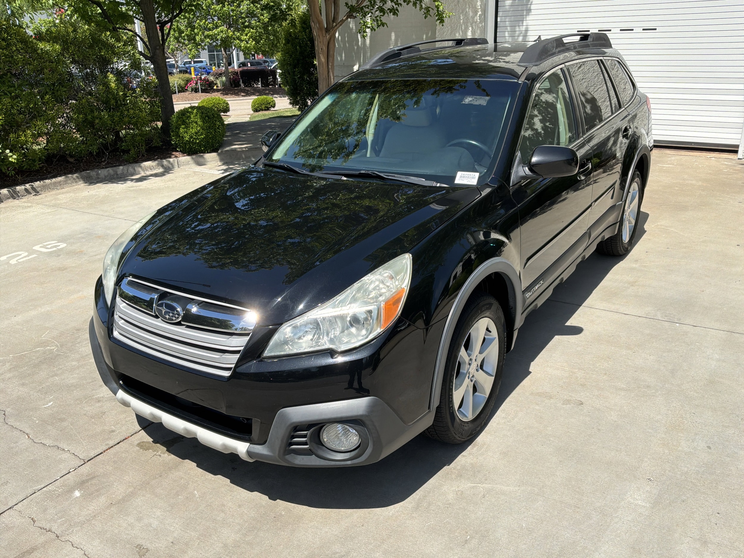 2014 Subaru Outback 2.5i Limited photo 4