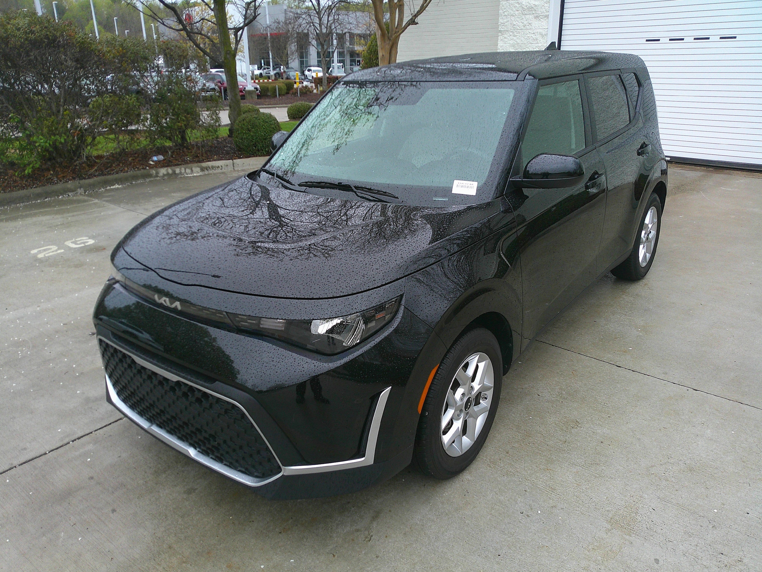 2025 Kia Soul LX photo 6