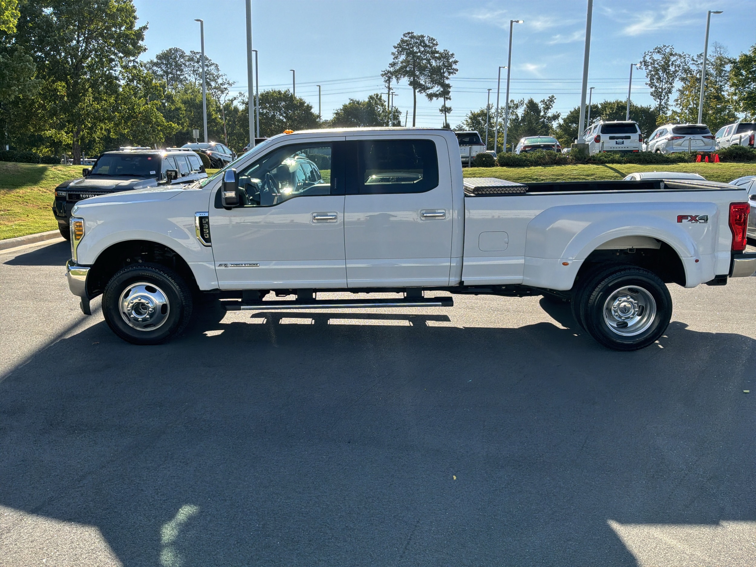 2019 Ford Super Duty F-350 DRW XLT