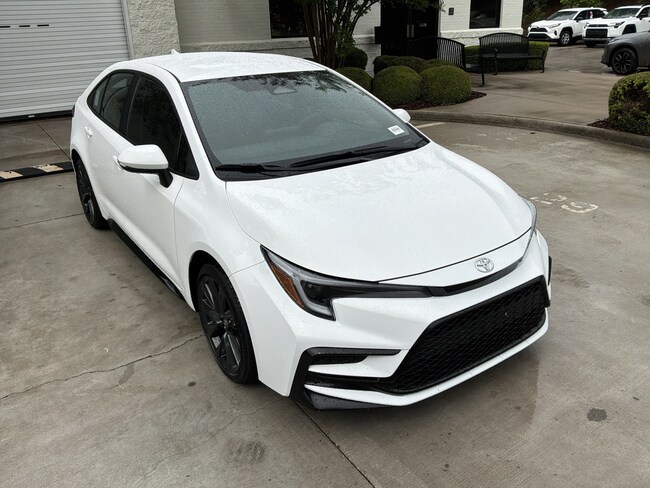 2026 Toyota Corolla SE Sedan