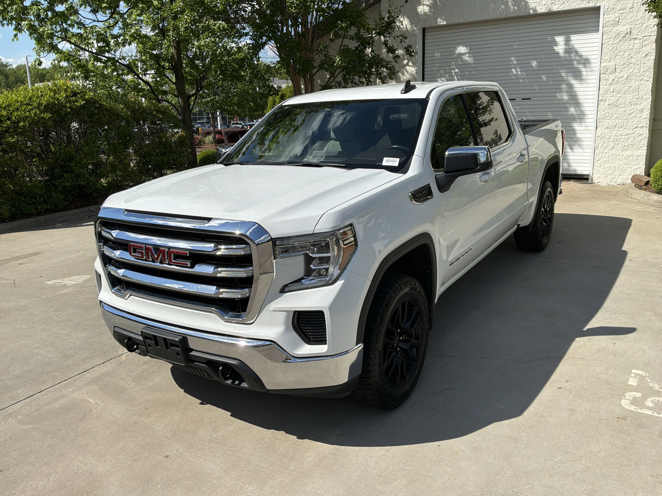 2020 GMC Sierra 1500 SLE photo 4