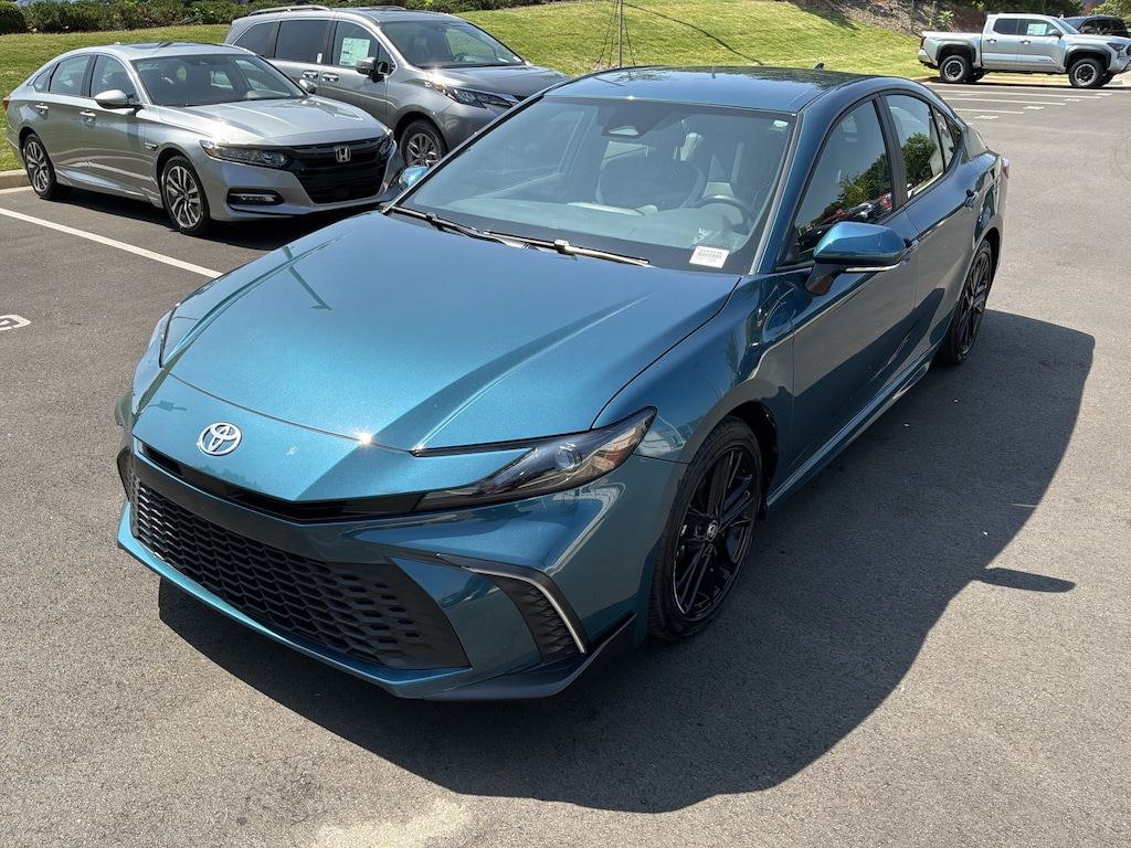 Certified 2025 Toyota Camry SE Sedan