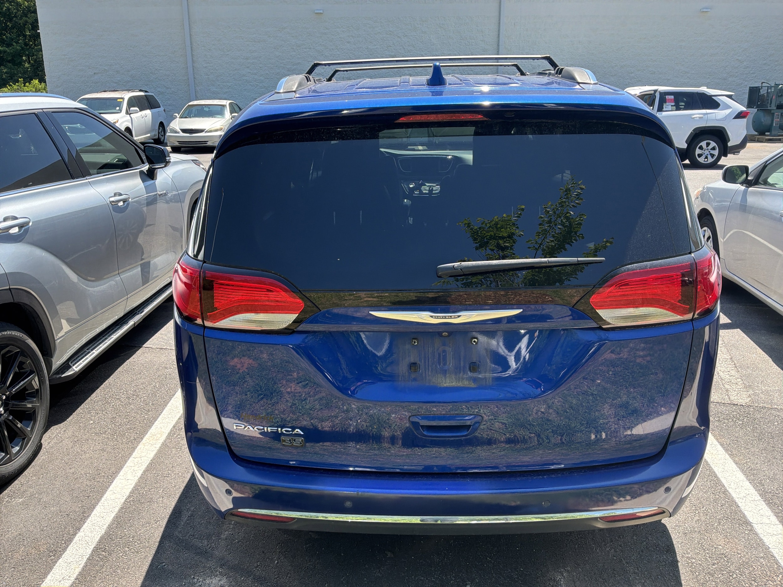2020 Chrysler Pacifica Touring L Plus 35th Anniversary photo 6