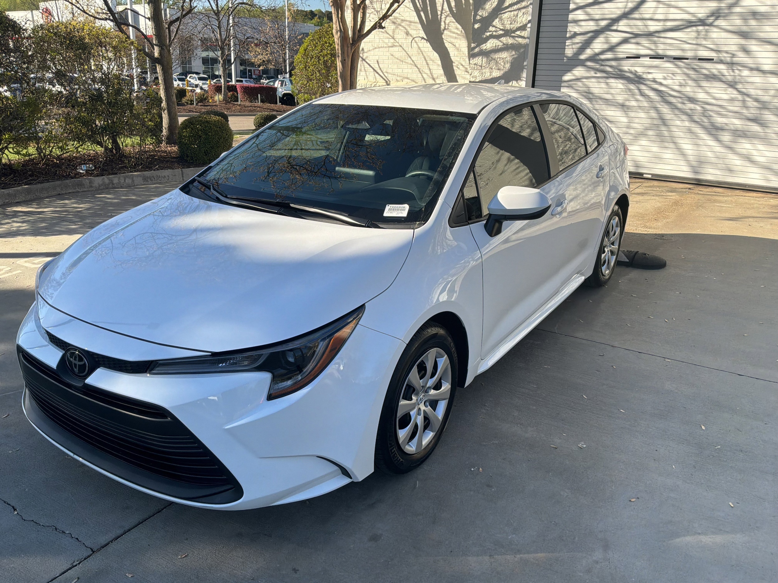 2026 Toyota Corolla LE photo 4