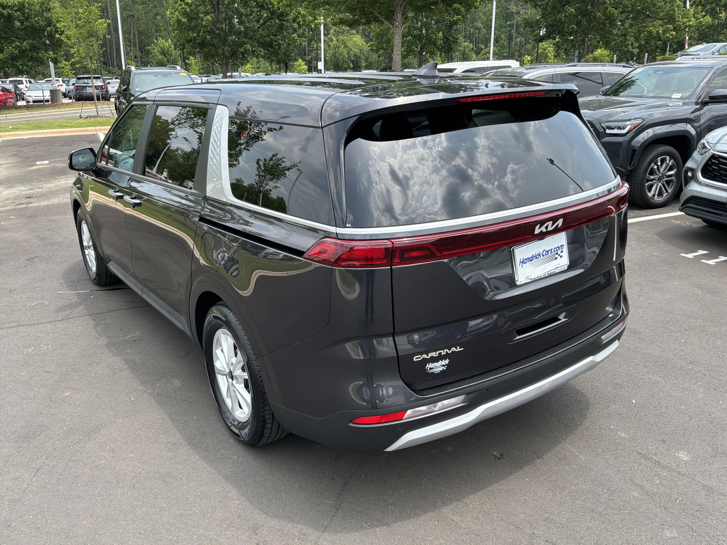 Kia Carnival LX