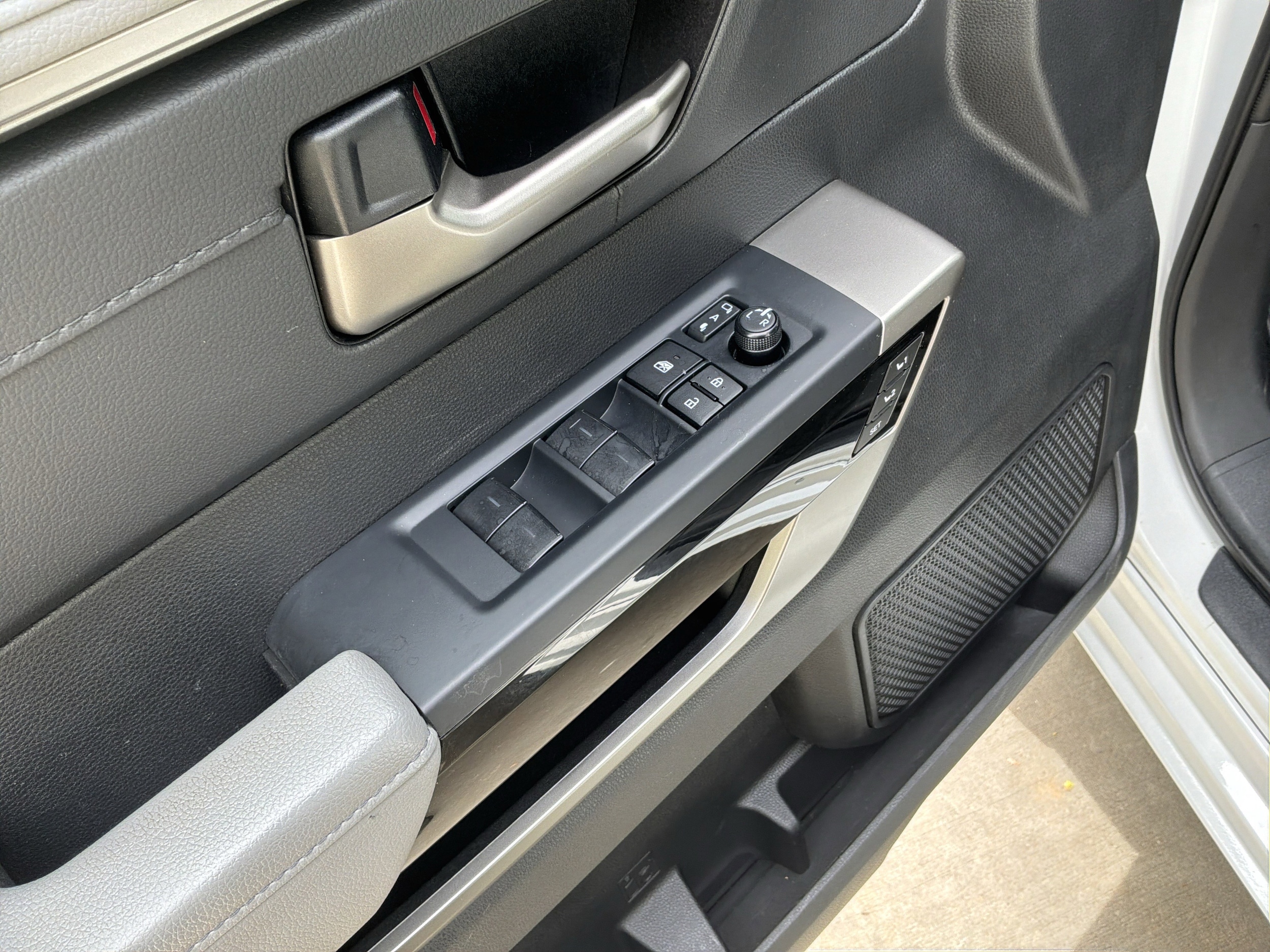 TOYA様　オーダー専用ページ Used 2025 Toyota Tundra 4WD For Sale in Apex