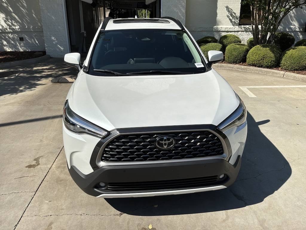 Used 2023 Toyota Corolla Cross XLE SUV