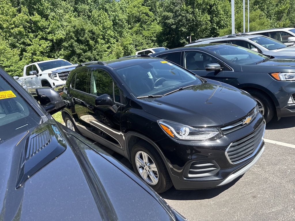 Used 2021 Chevrolet Trax LT SUV