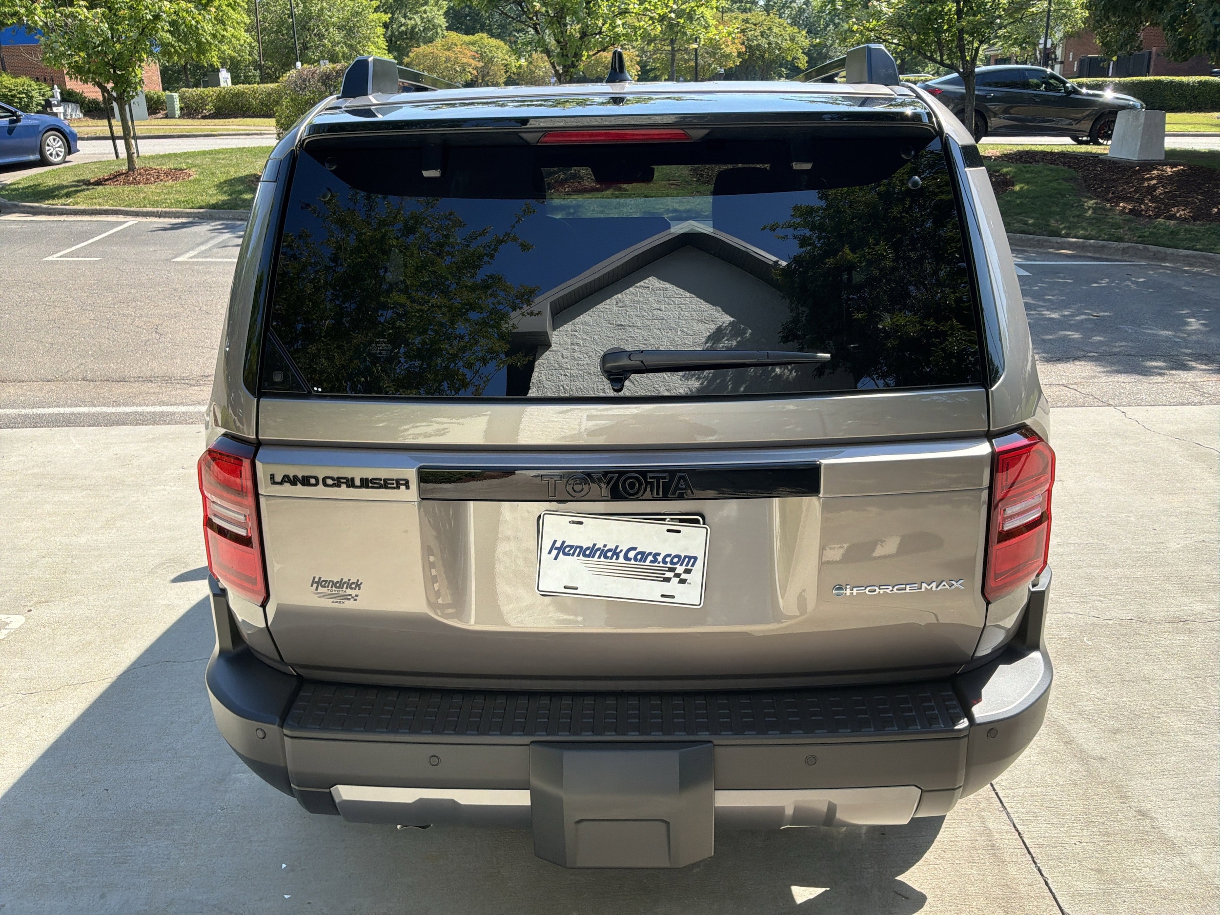 2026 Toyota Land Cruiser photo 3