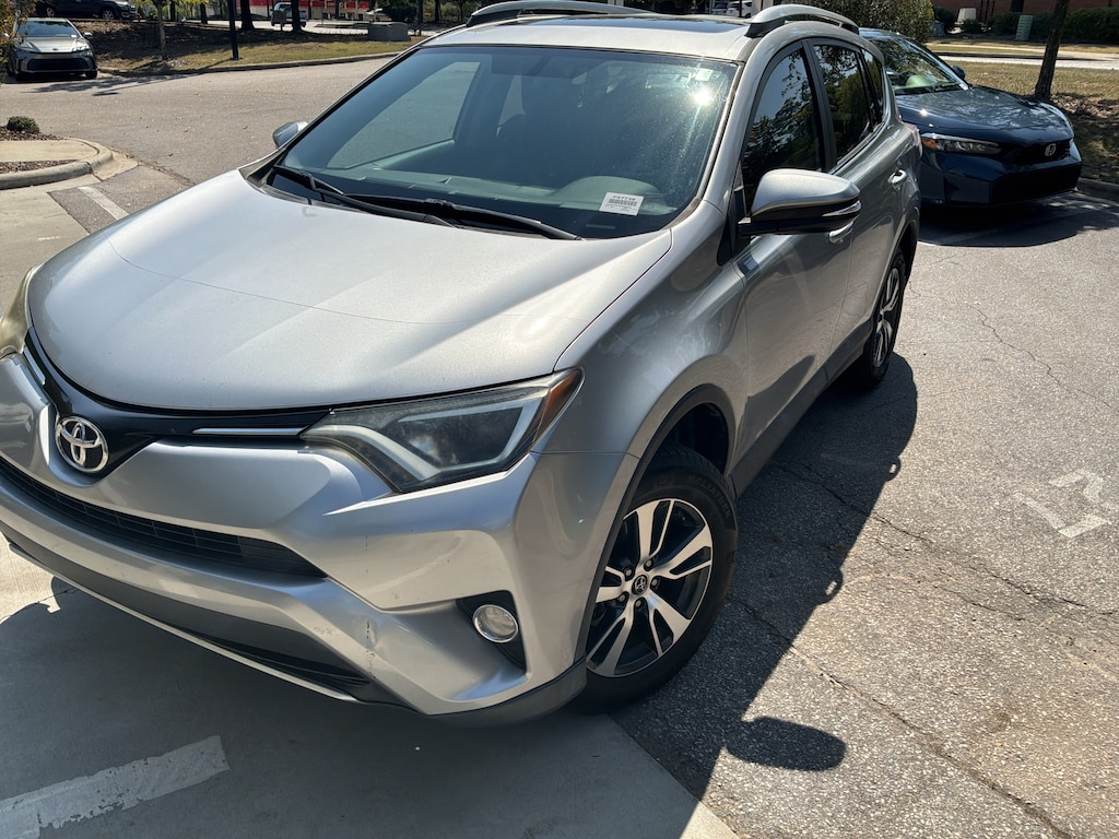 Used 2016 Toyota RAV4 XLE SUV