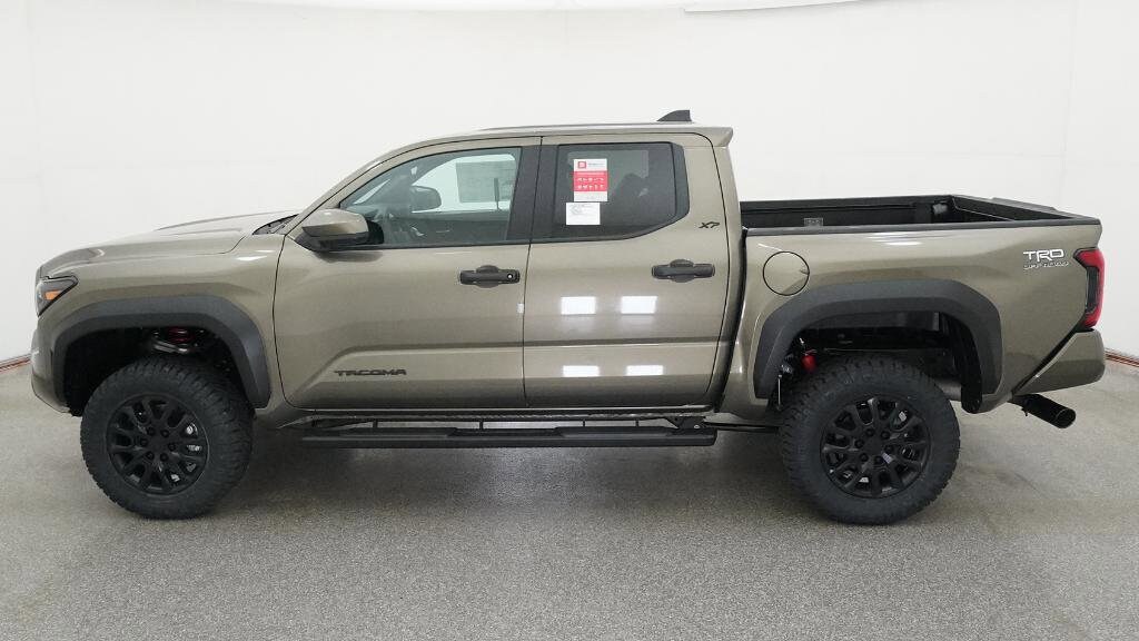 2026 Toyota Tacoma 4WD TRD Off Road Double Cab 5 Bed AT