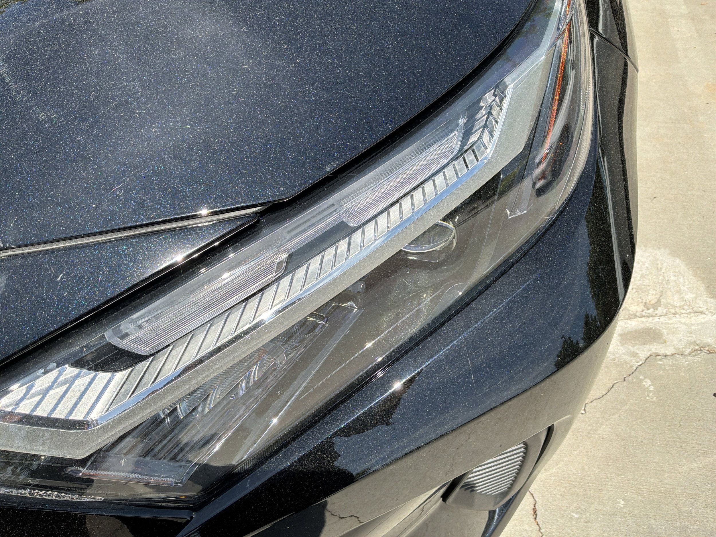 2025 Toyota RAV4 XLE photo 5