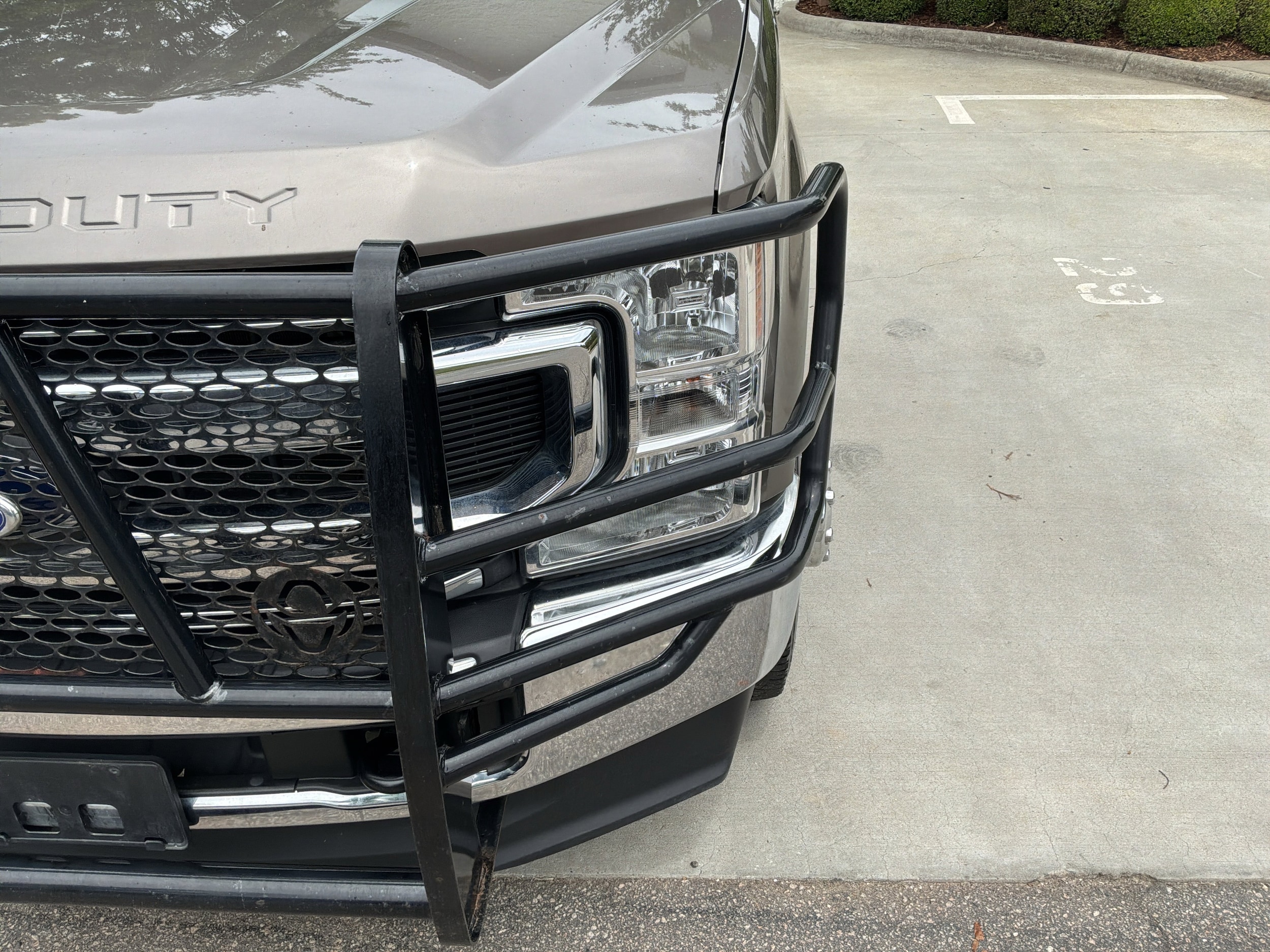 2021 Ford Super Duty F-350 DRW XL photo 5