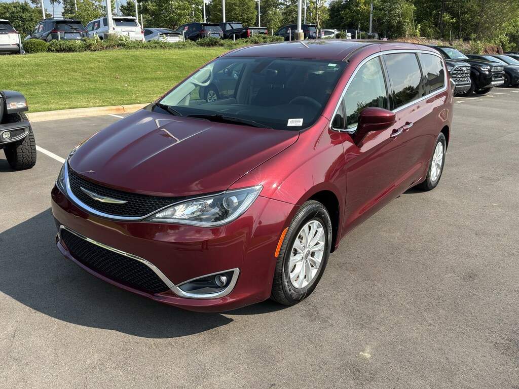 Used 2018 Chrysler Pacifica Touring Plus Minivan
