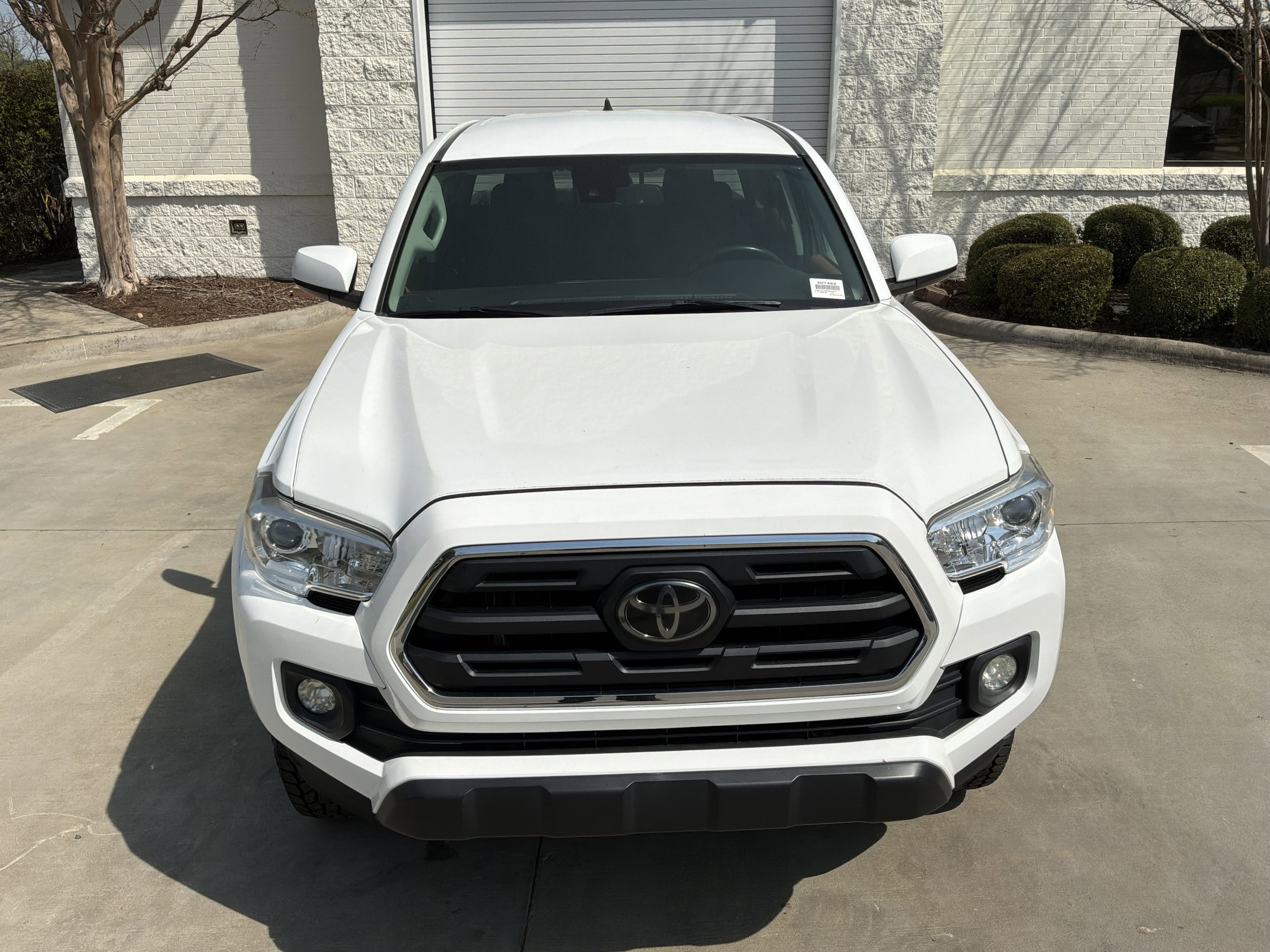 2019 Toyota Tacoma 2WD SR5 photo 2