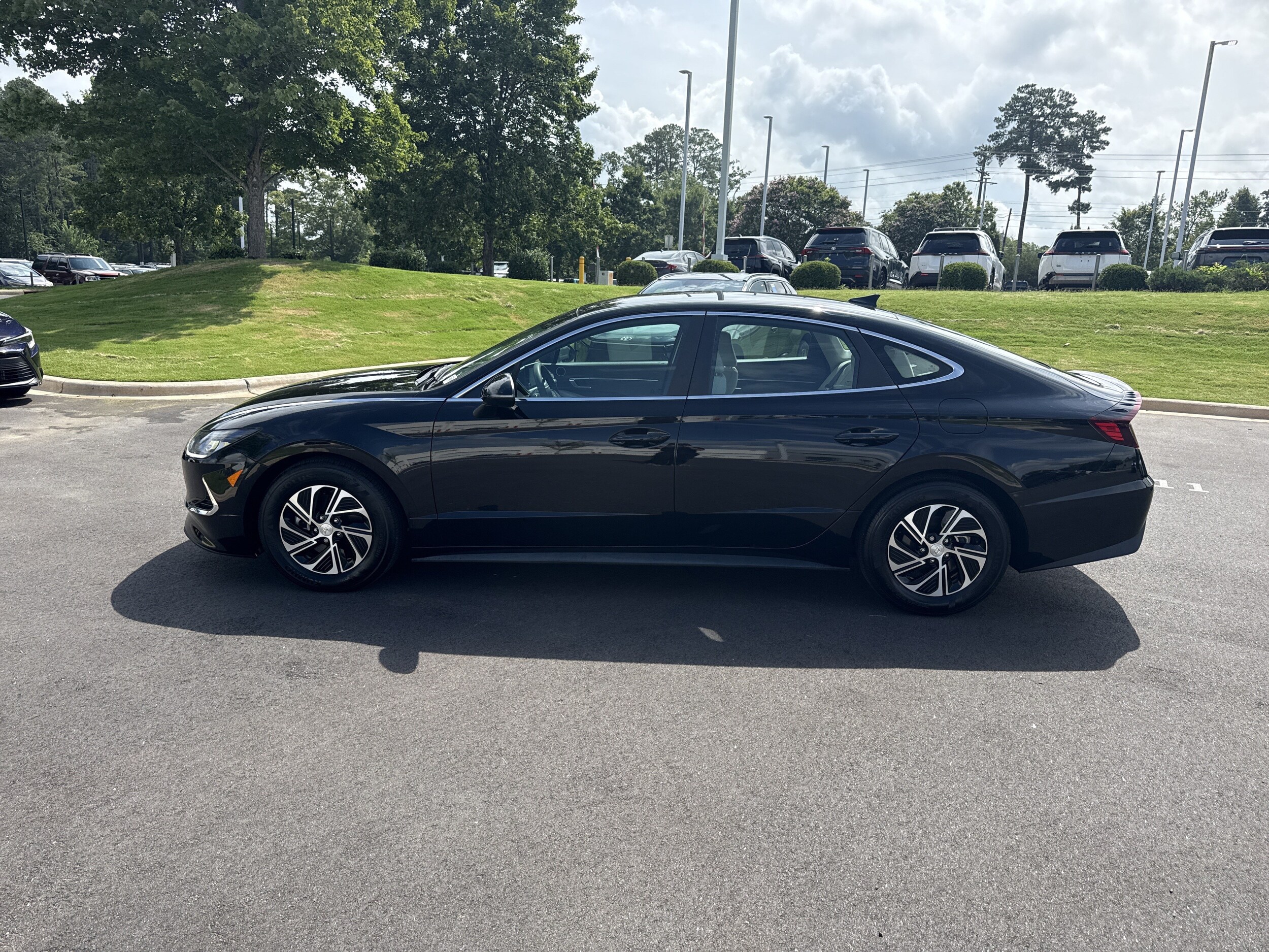 2023 Hyundai Sonata Hybrid Blue