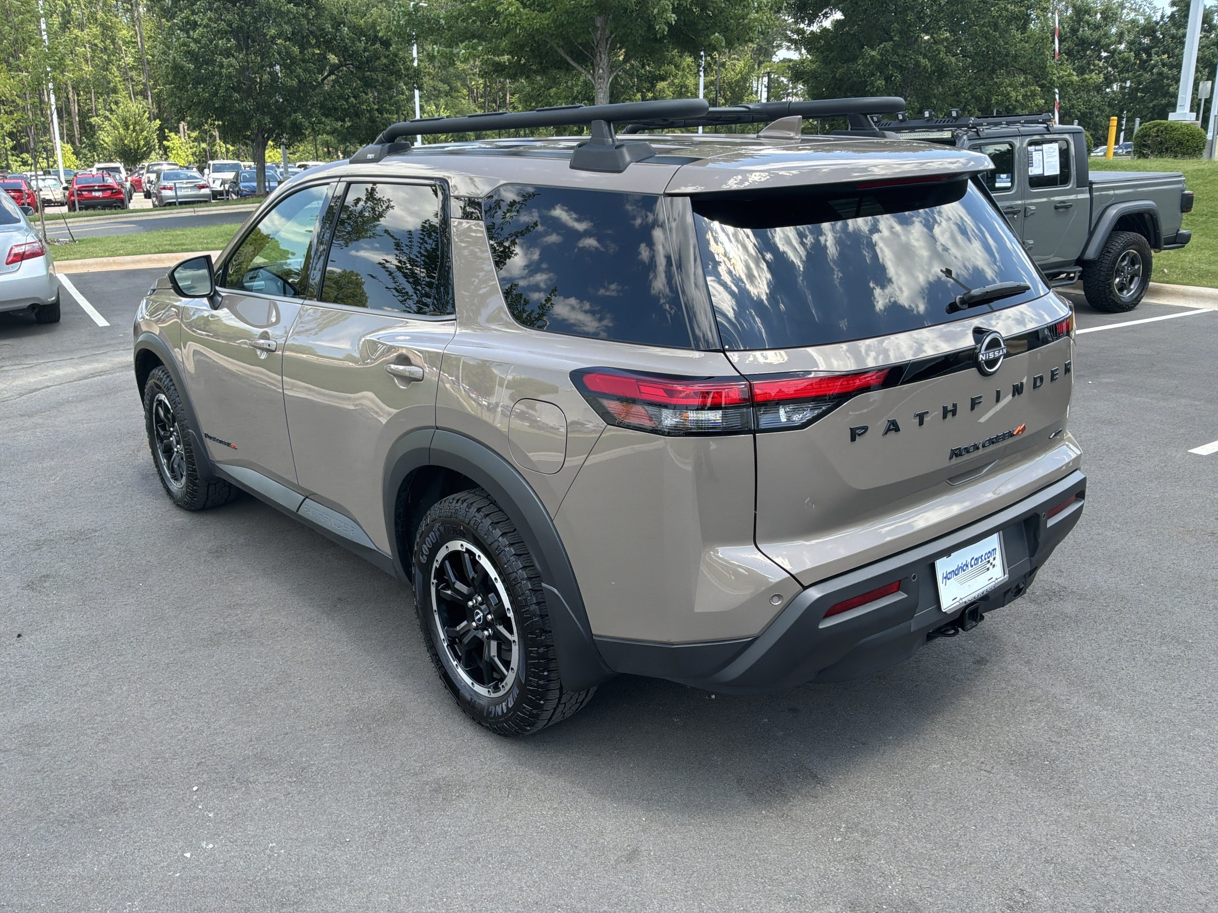 Nissan Pathfinder Rock Creek