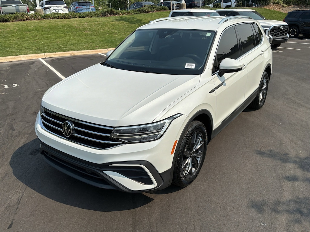 Used 2023 Volkswagen Tiguan SE SUV