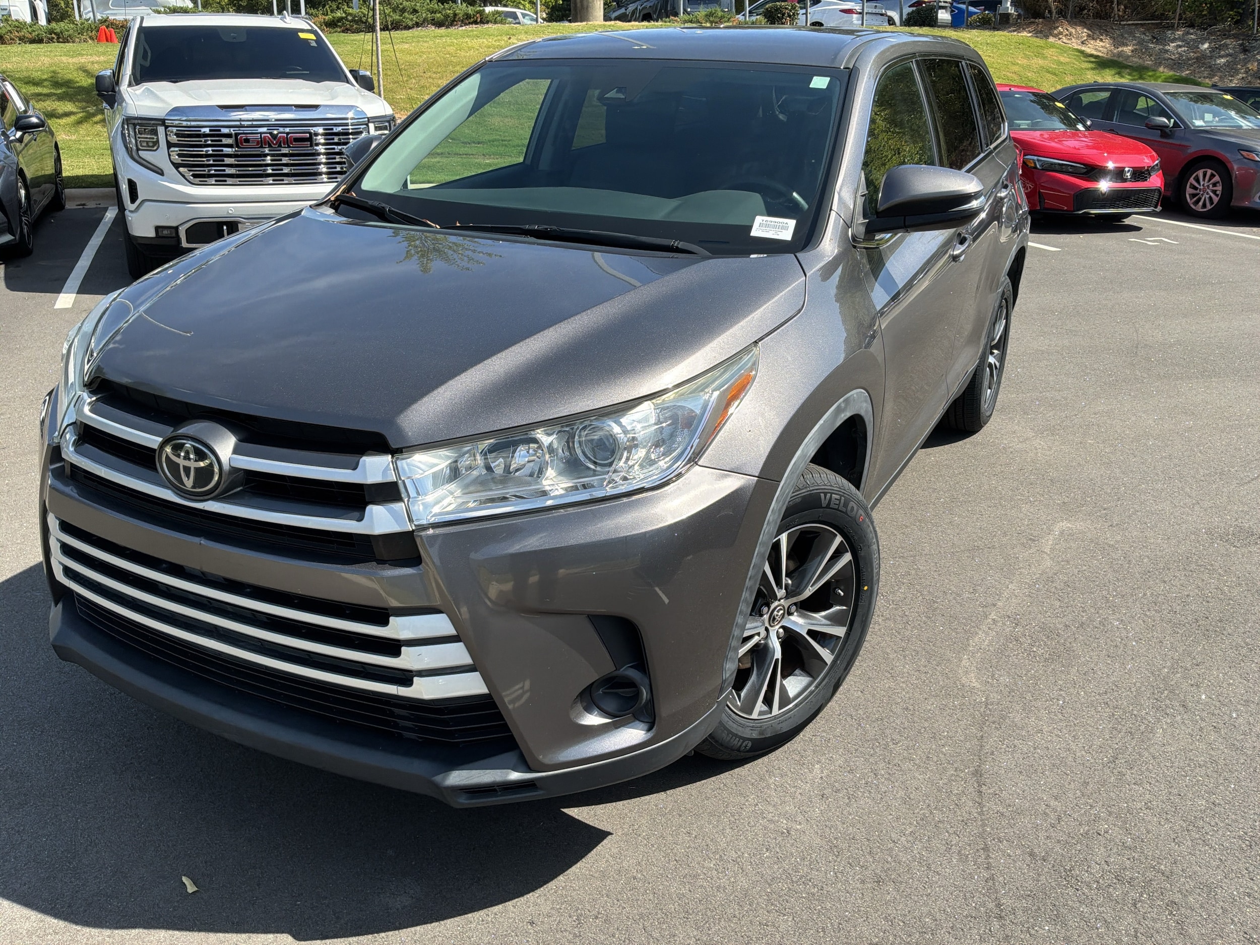 2019 Toyota Highlander LE