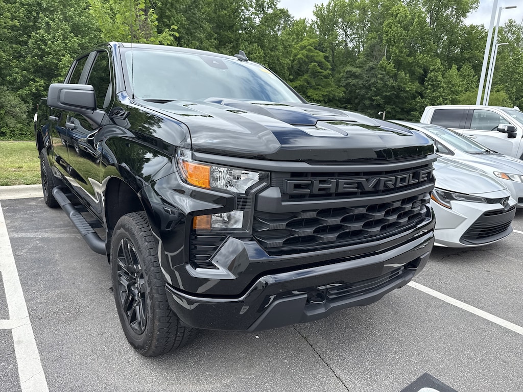 Used 2025 Chevrolet Silverado 1500 Custom Trail Boss Pickup