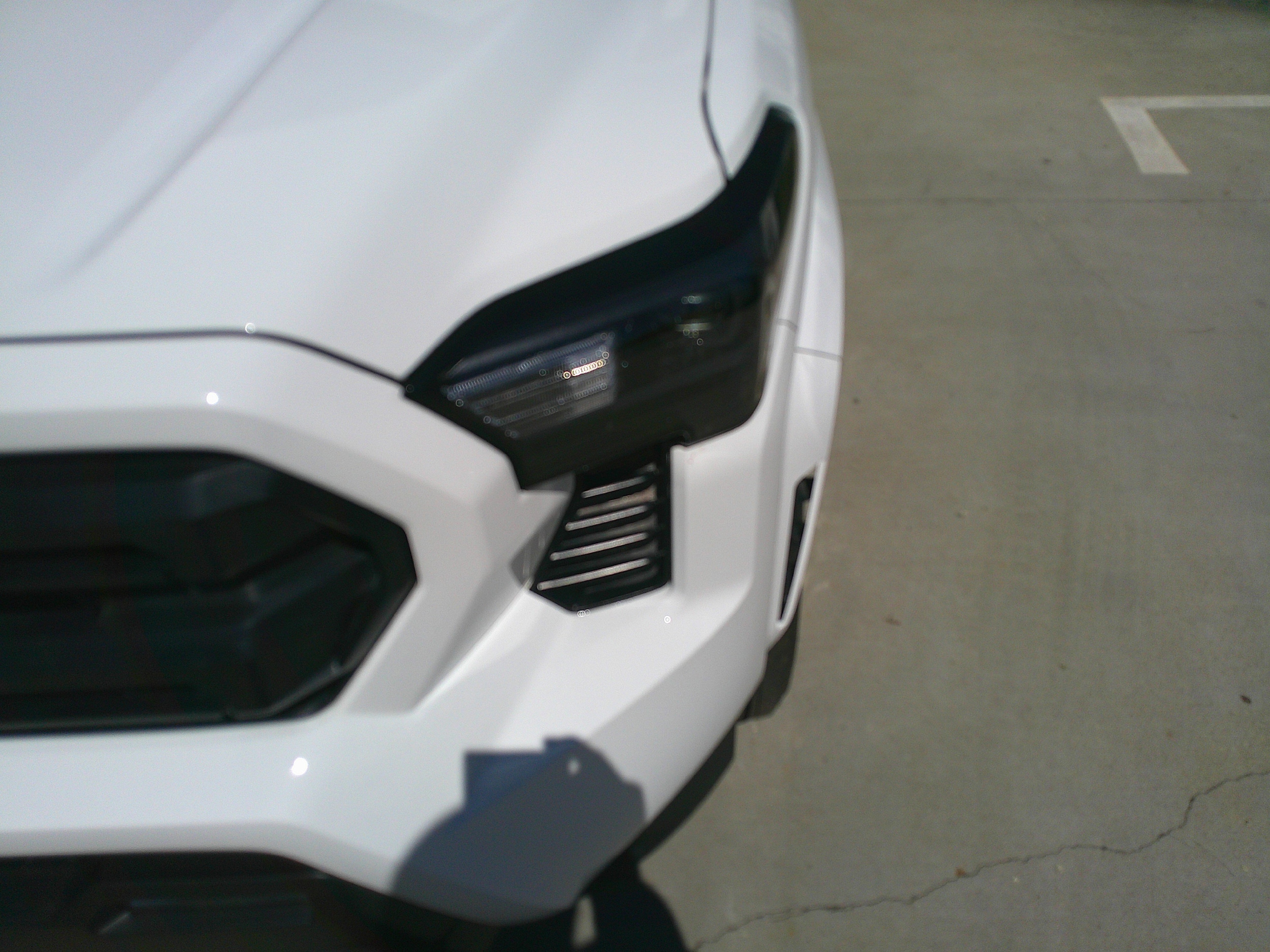 2025 Toyota Tacoma 4WD SR5 photo 6