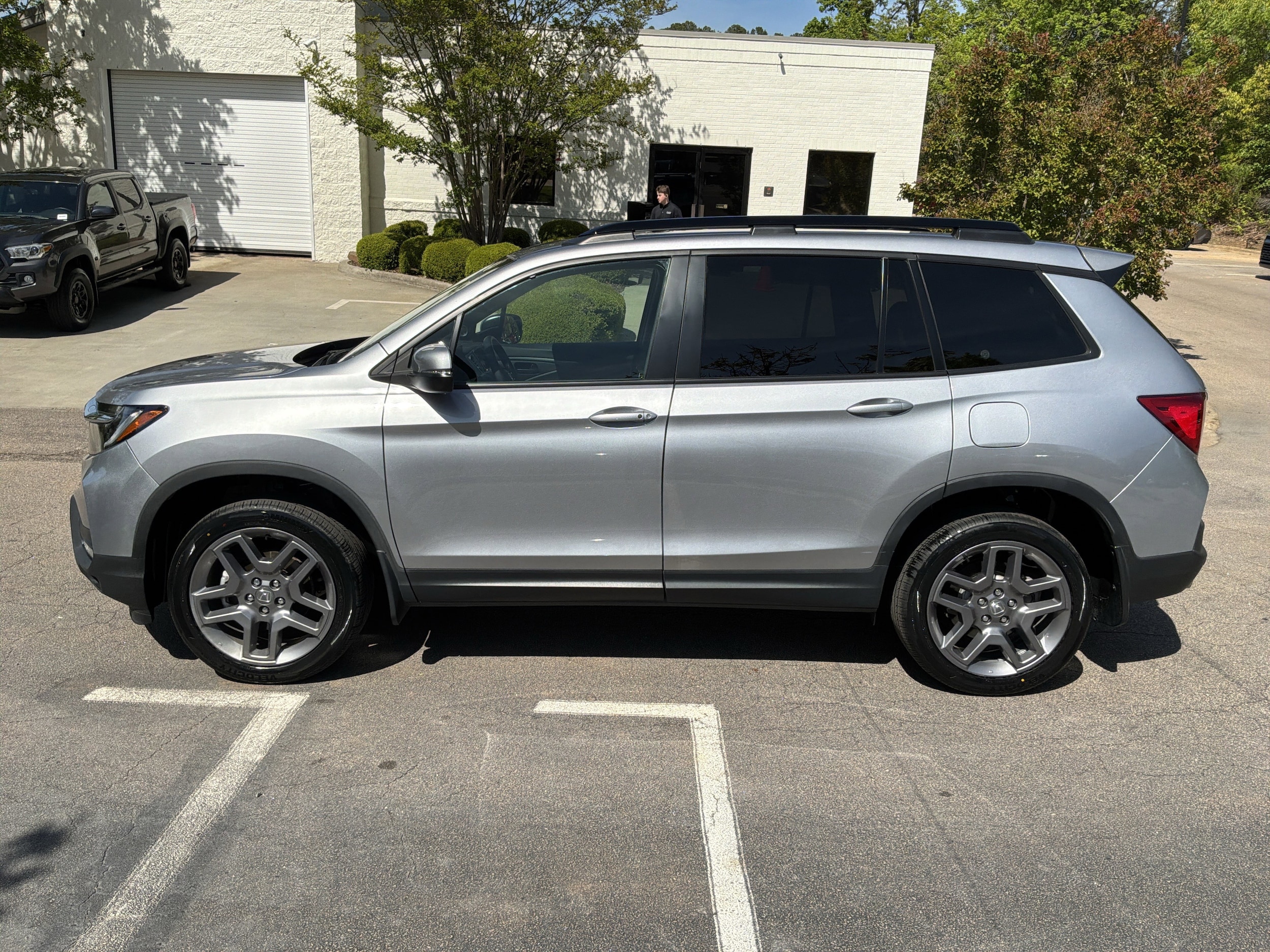 2023 Honda Passport EX-L photo 5