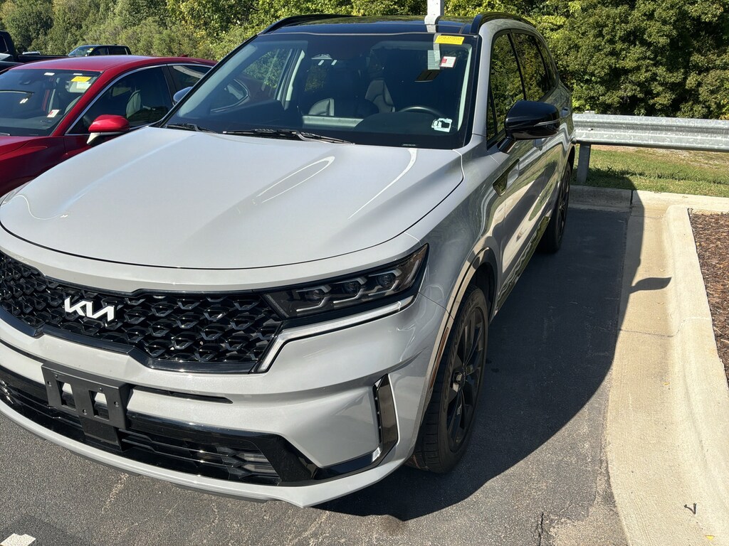 Used 2022 Kia Sorento SX SUV