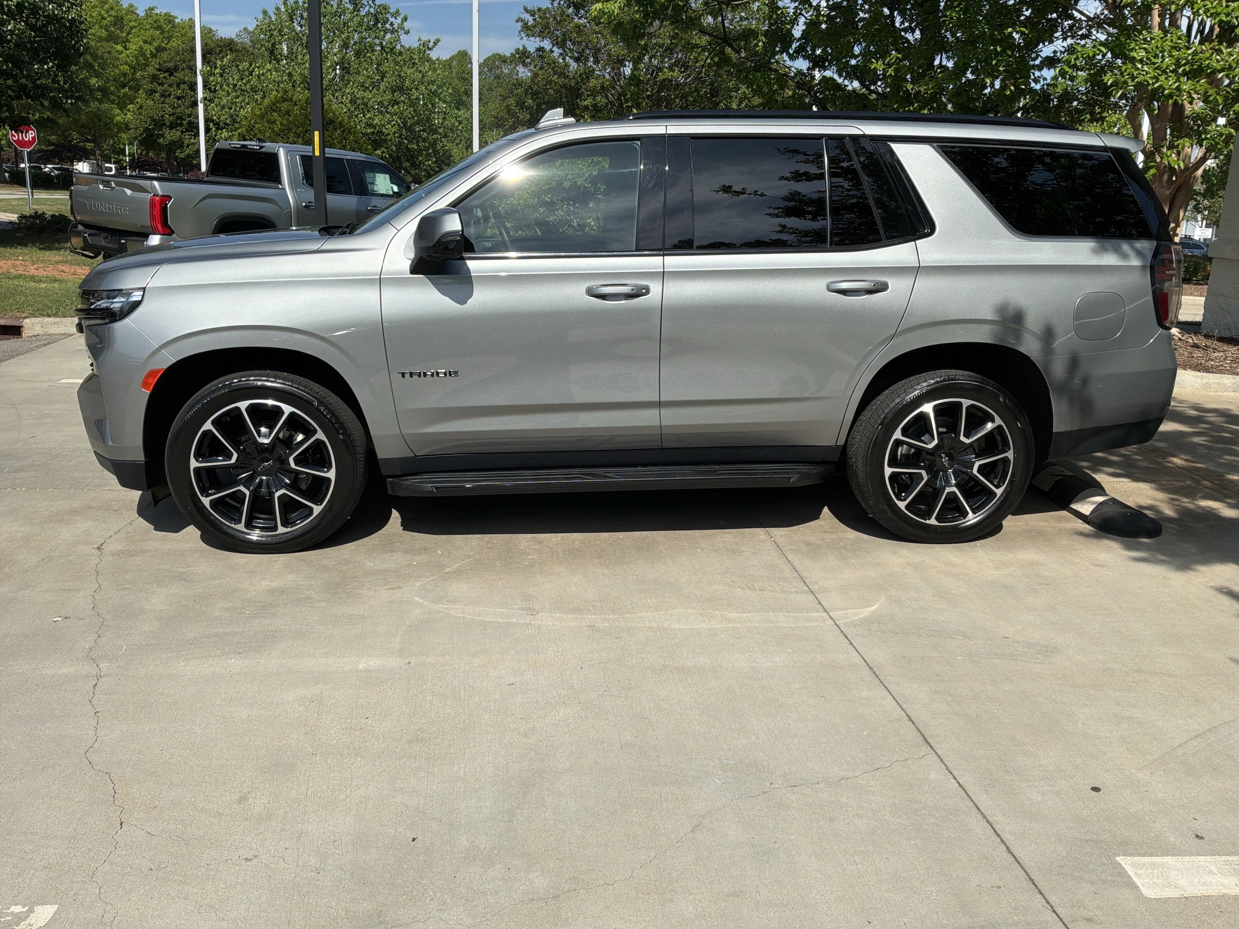 2023 Chevrolet Tahoe RST photo 5