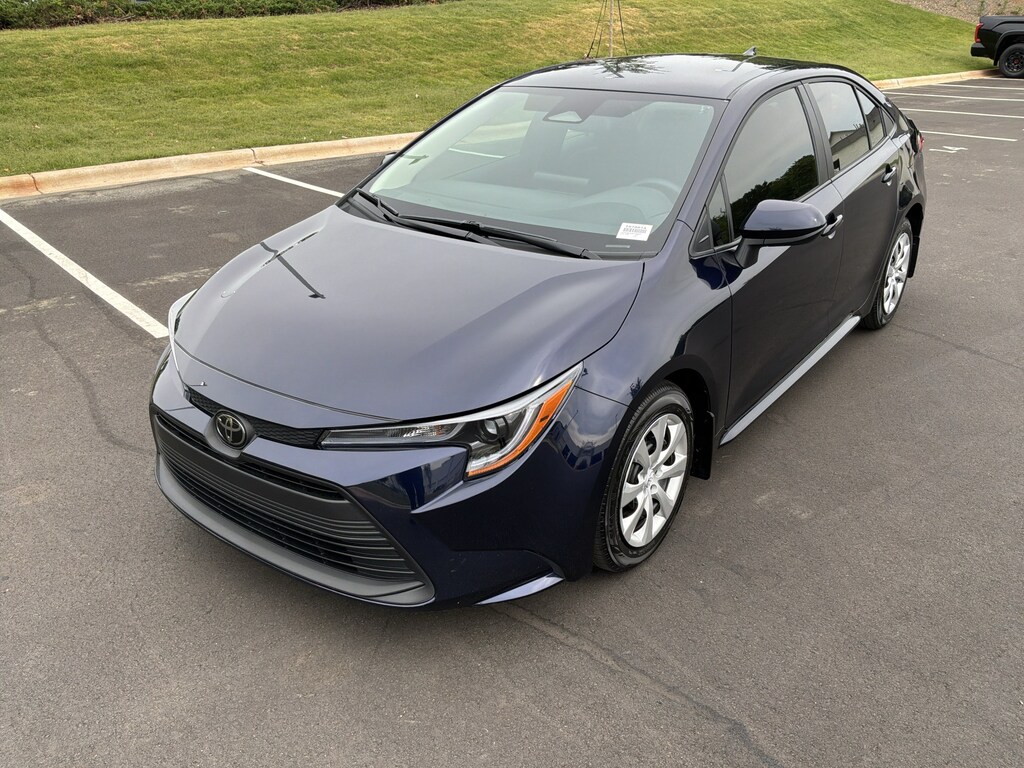 Certified 2025 Toyota Corolla LE Sedan