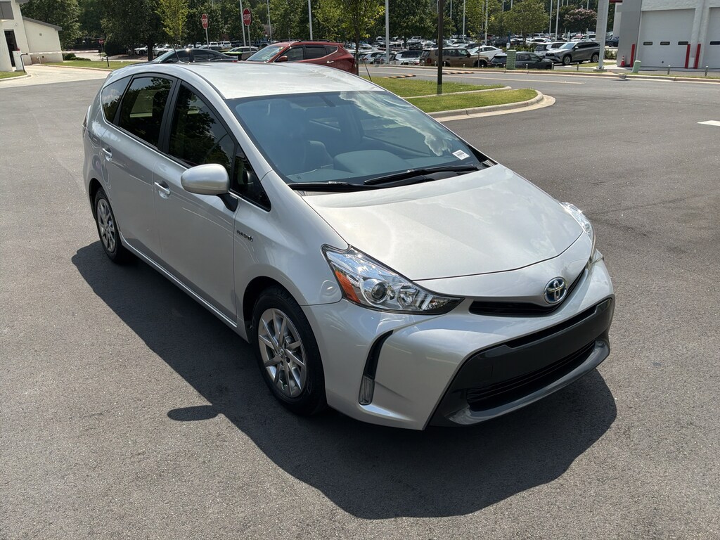 Used 2017 Toyota Prius v Three Wagon