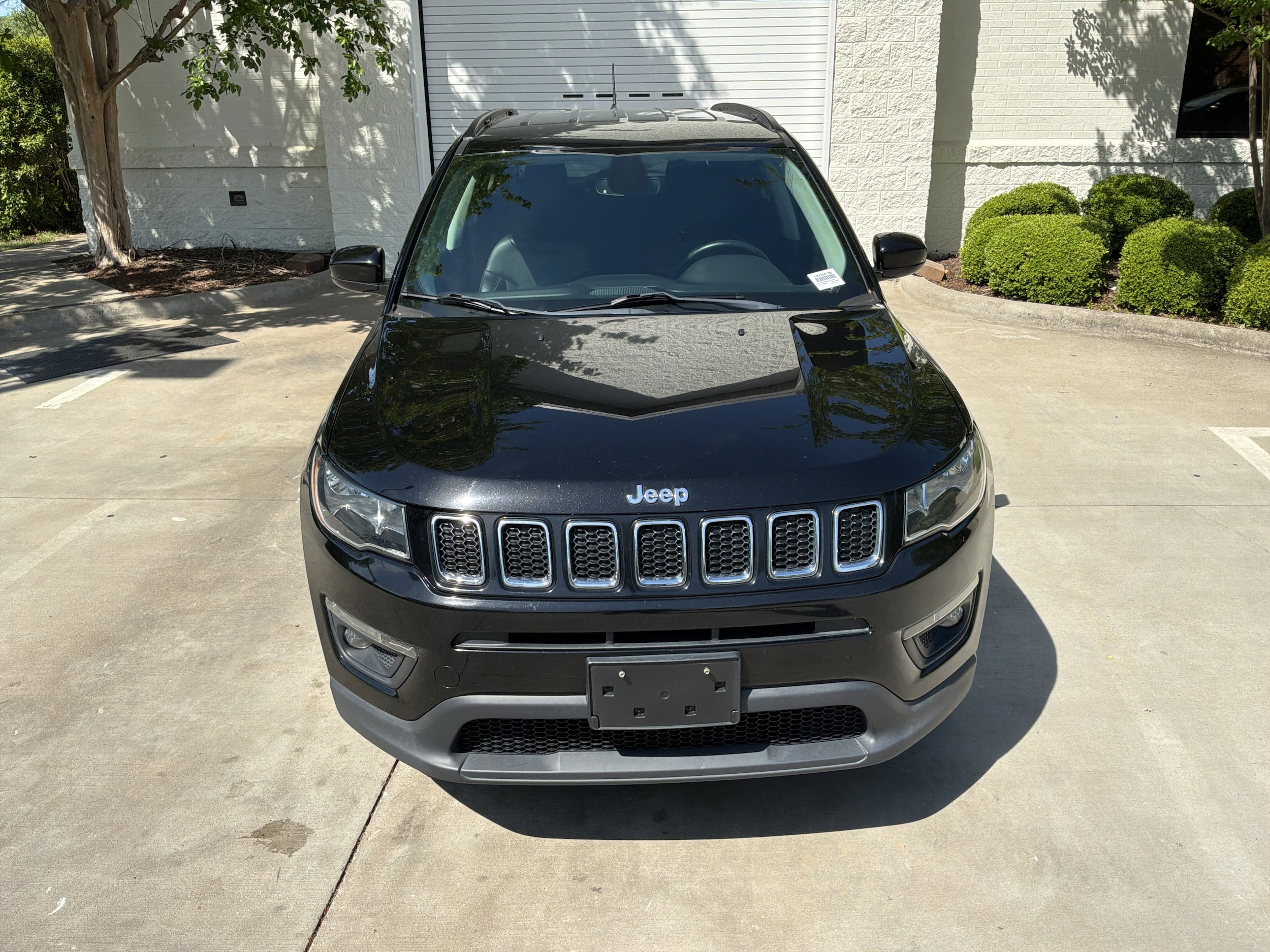 2019 Jeep Compass Latitude photo 2