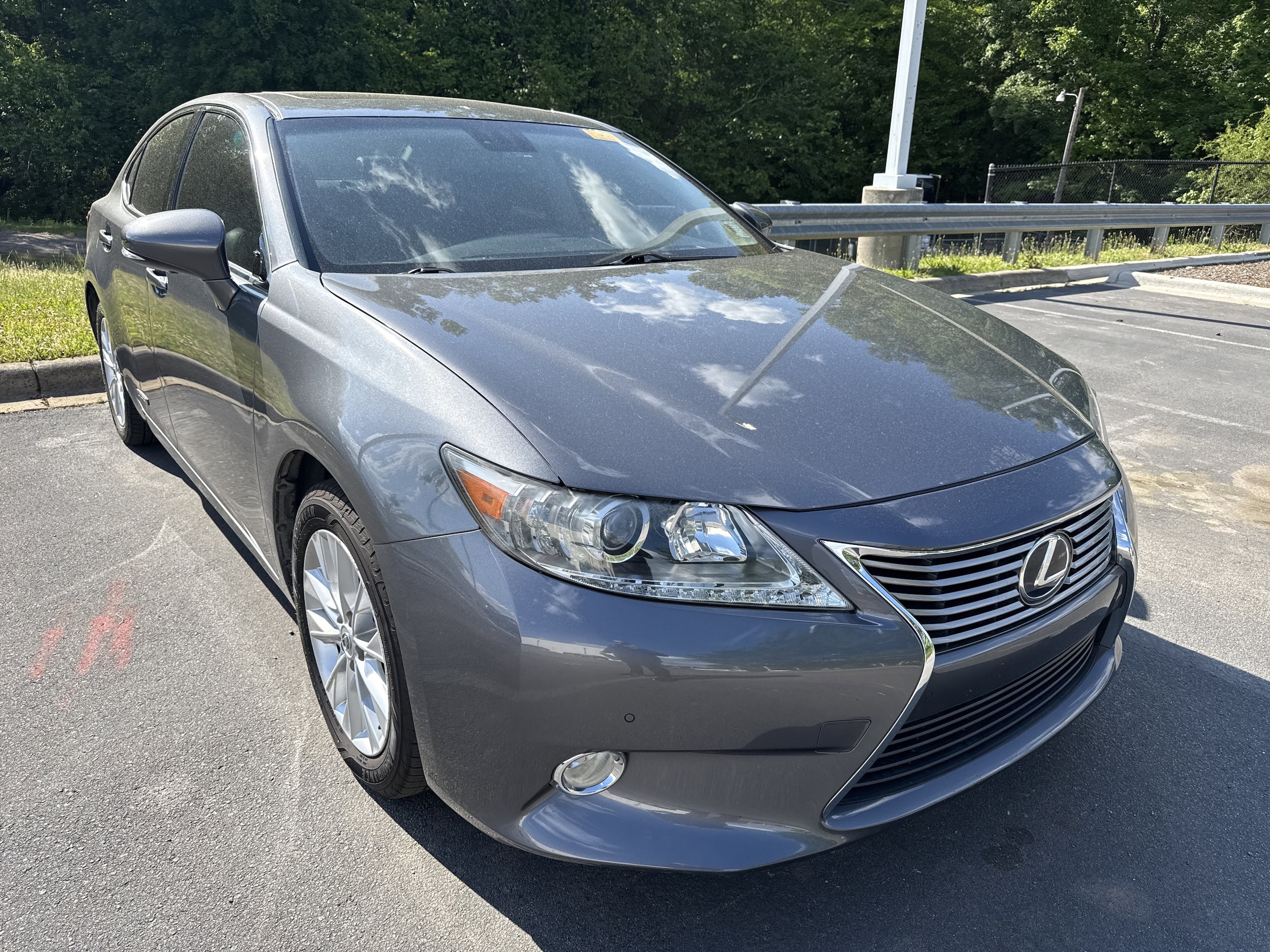 2013 LEXUS ES 300h Hybrid photo 2
