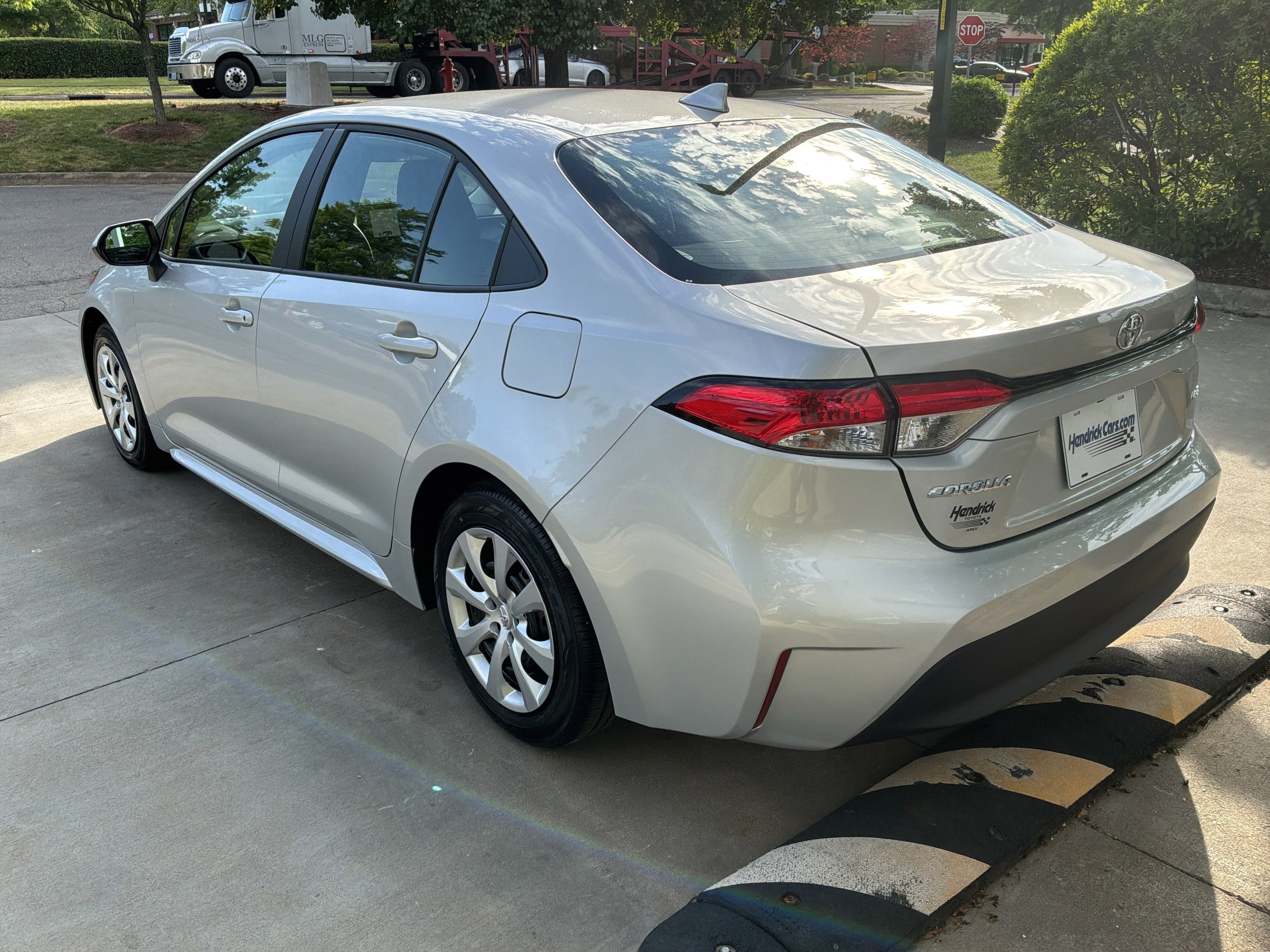 2026 Toyota Corolla LE photo 3