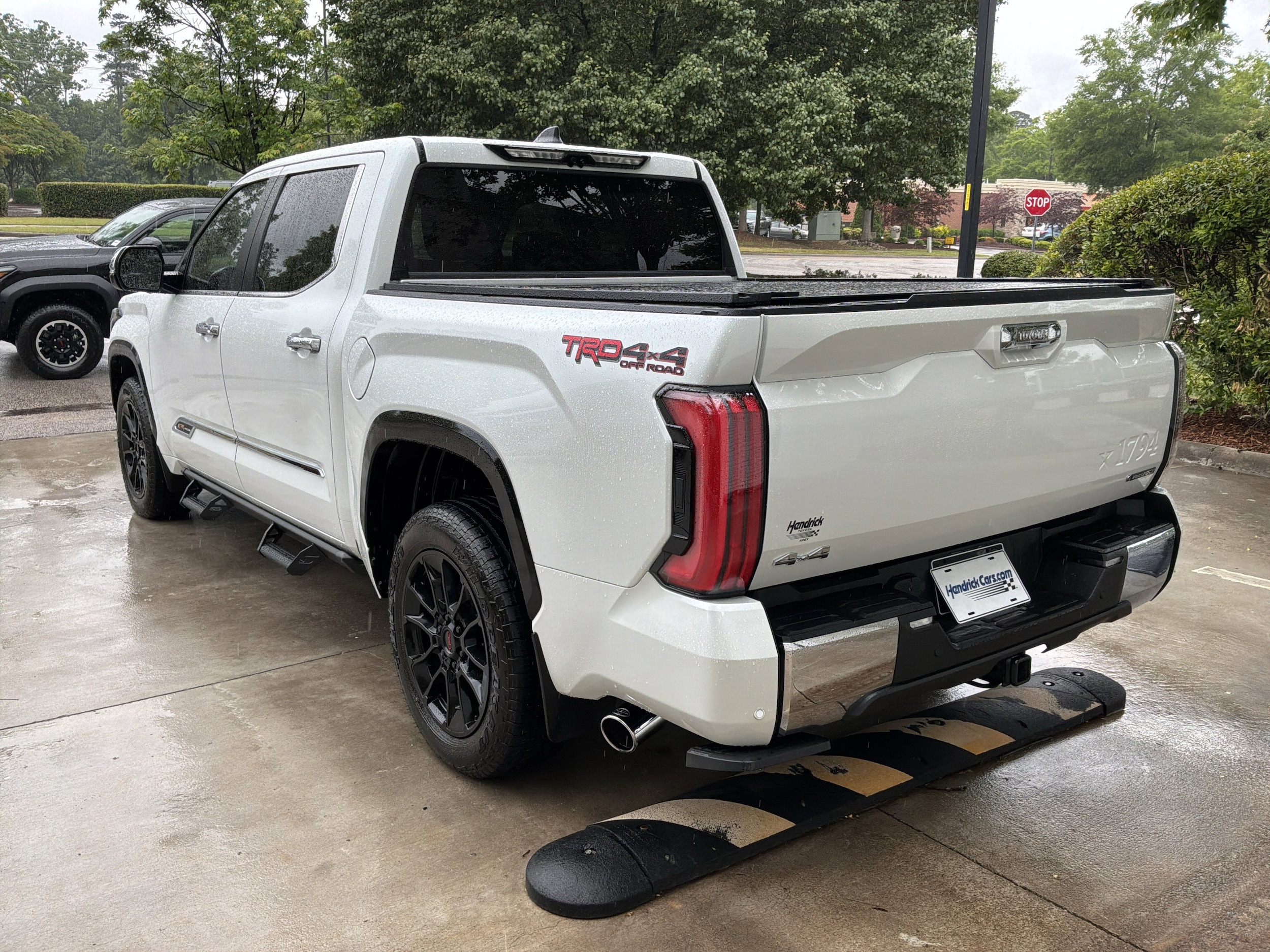 2025 Toyota Tundra 4WD 1794 Edition Hybrid photo 6