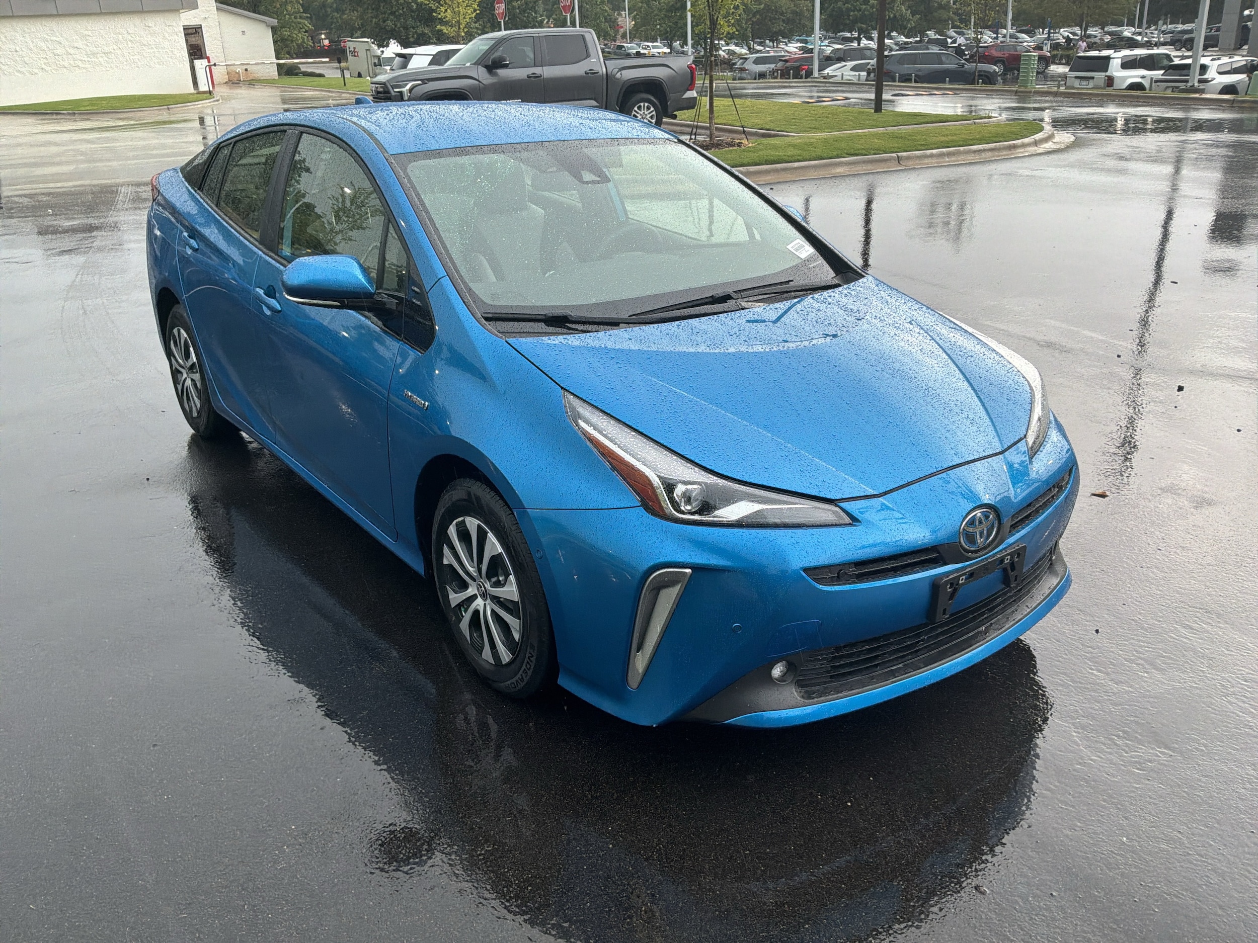 2020 Toyota Prius LE