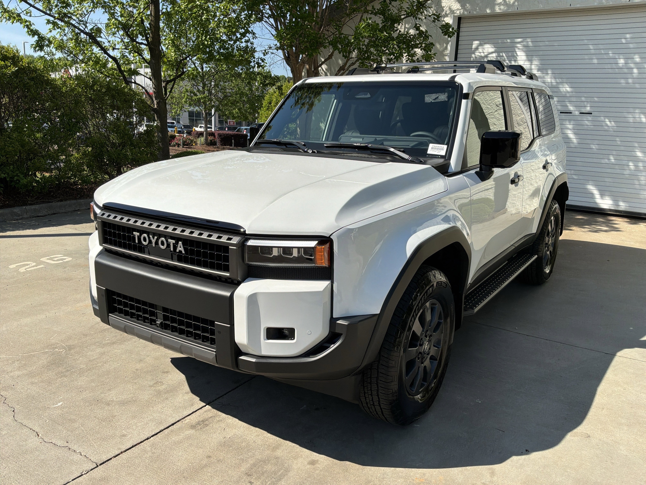 2025 Toyota Land Cruiser photo 4