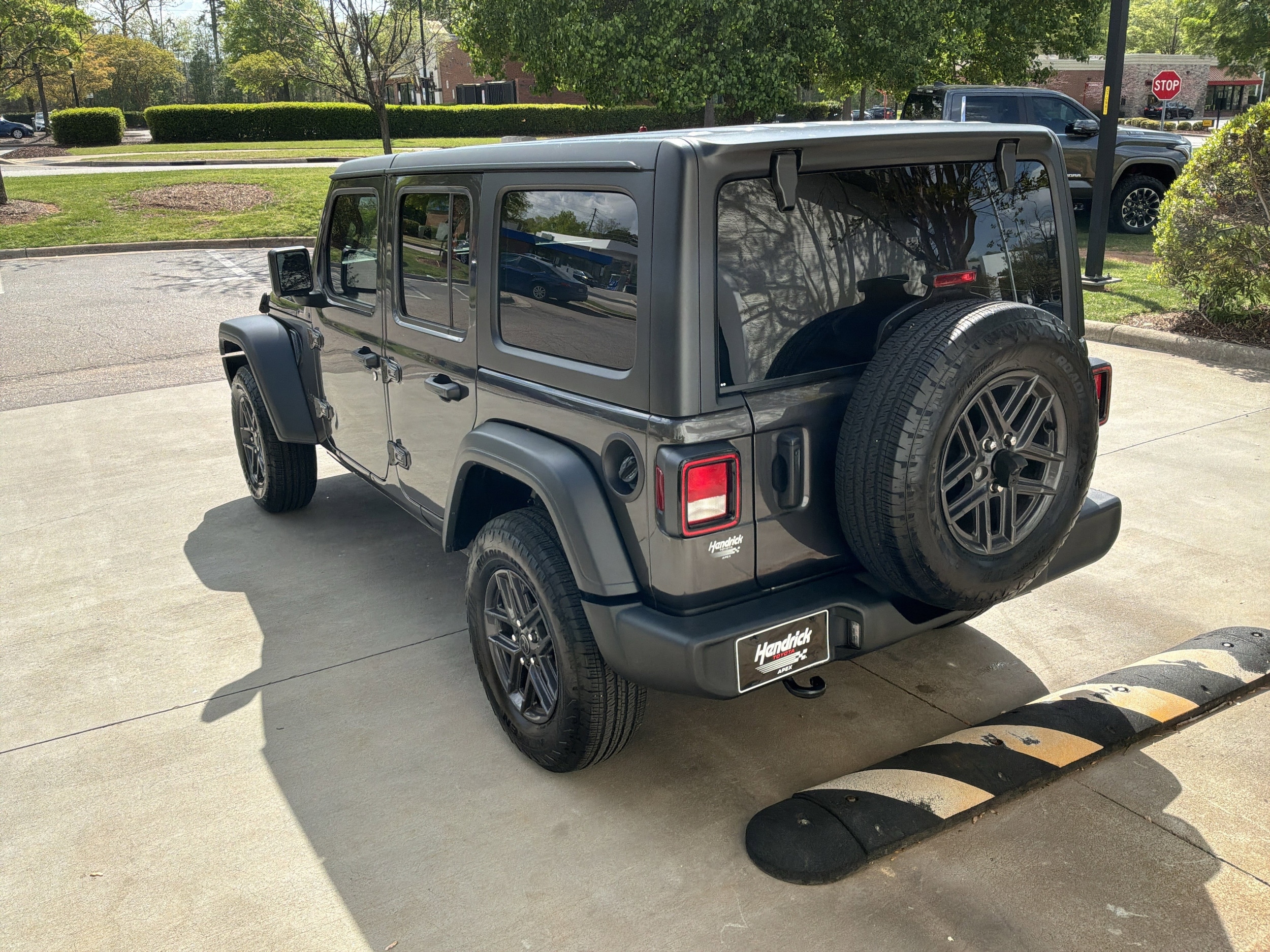 2025 Jeep Wrangler Sport S photo 6